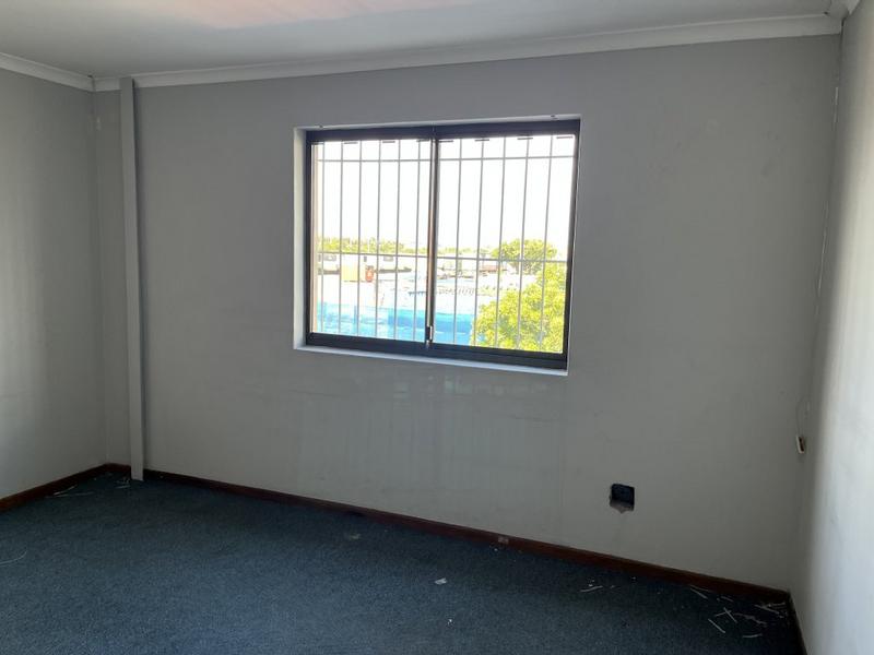To Let Commercial Property for Rent in Montague Gardens Western Cape